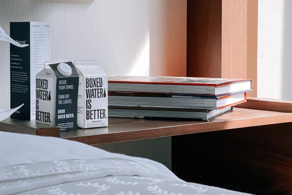 How to Attract New Customers and Bookings for Your Restaurant or Hotel